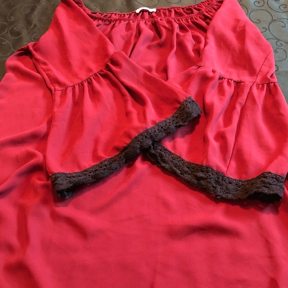 Red tunic - Picture 2 of 4